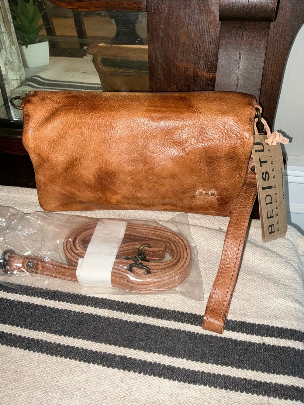 NWT Bed Stu Leather Cadence Wallet Wristlet Crossbody Bag Tan Rustic MSRP $179